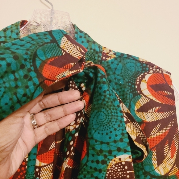 Women's Green Ankara Floral Print Sleeveless Midi Length Dress (Size Medium) - Picture 4 of 11